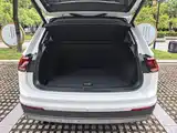 صورة 15 - Volkswagen Tiguan
