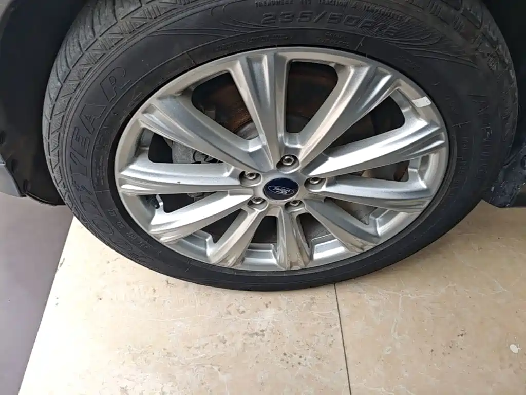 Photo 23 - Ford Kuga