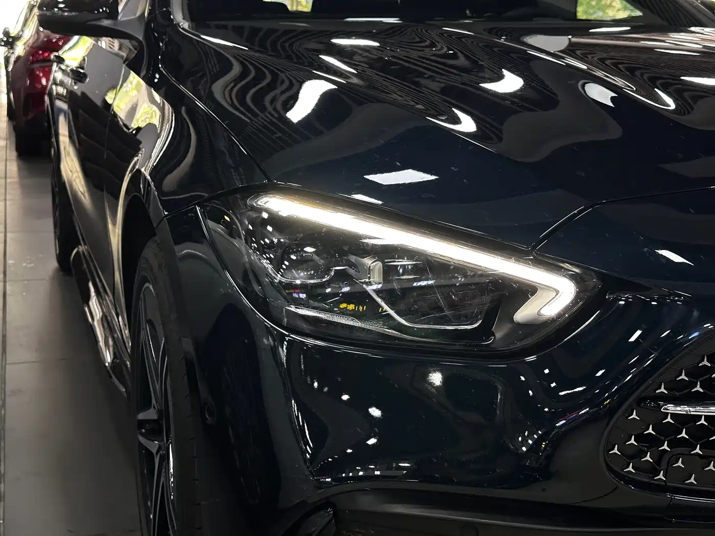 Mercedes-Benz C-Class 2025 Facelift C 260 L Night Sport Edition фото 12