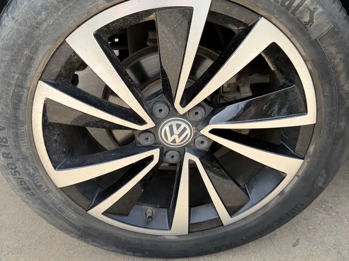 Volkswagen Tharu 2020 280TSI 2WD Luxury Edition China V фото 21