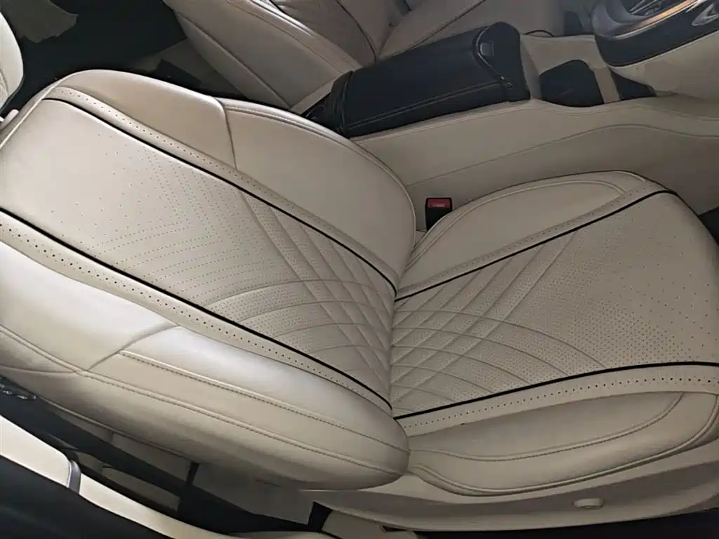 Mercedes-Benz V-Class 2021 V 260 Pilot Edition фото 25