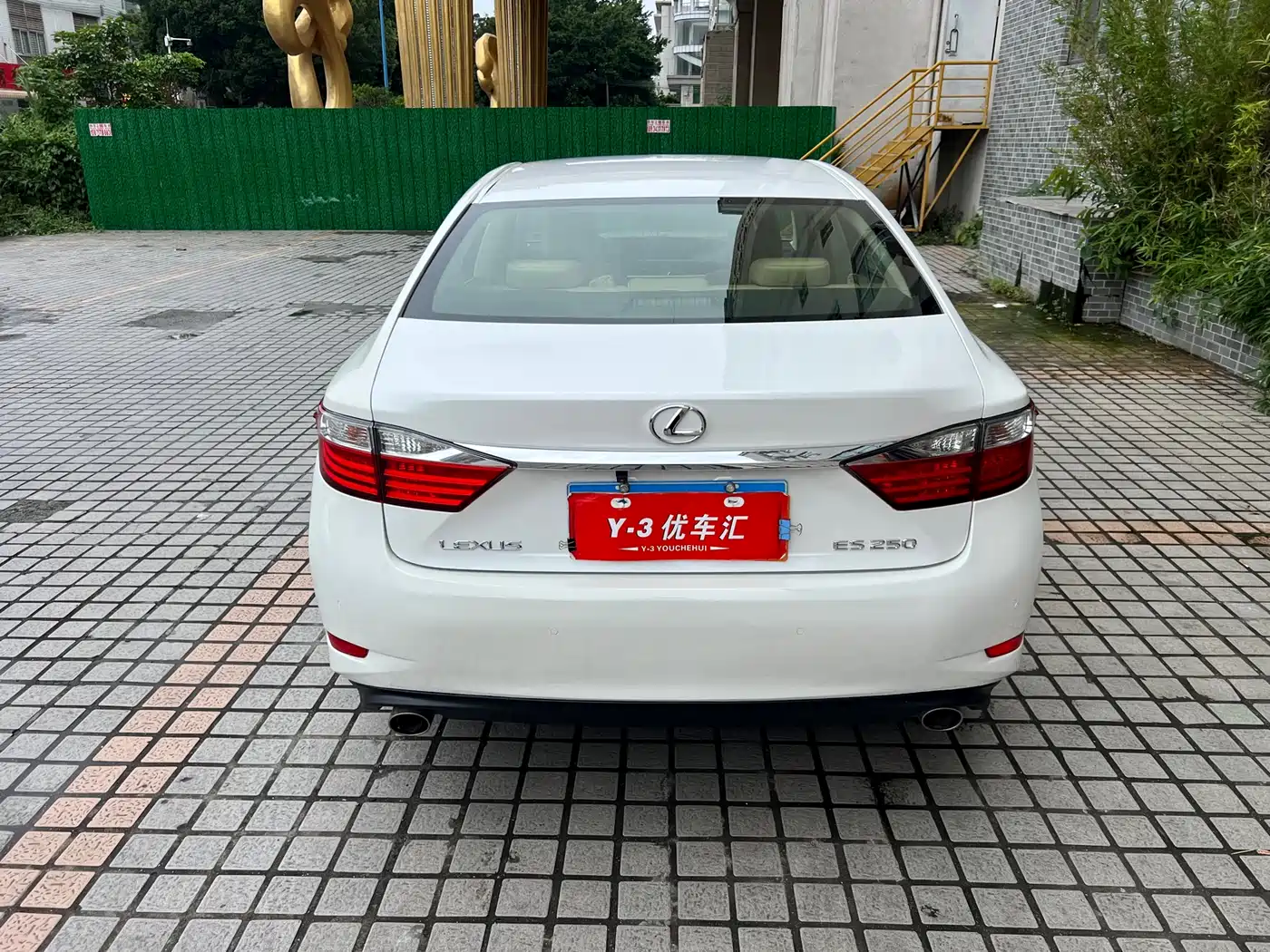 Lexus ES 2013 250 Elite Edition фото 21