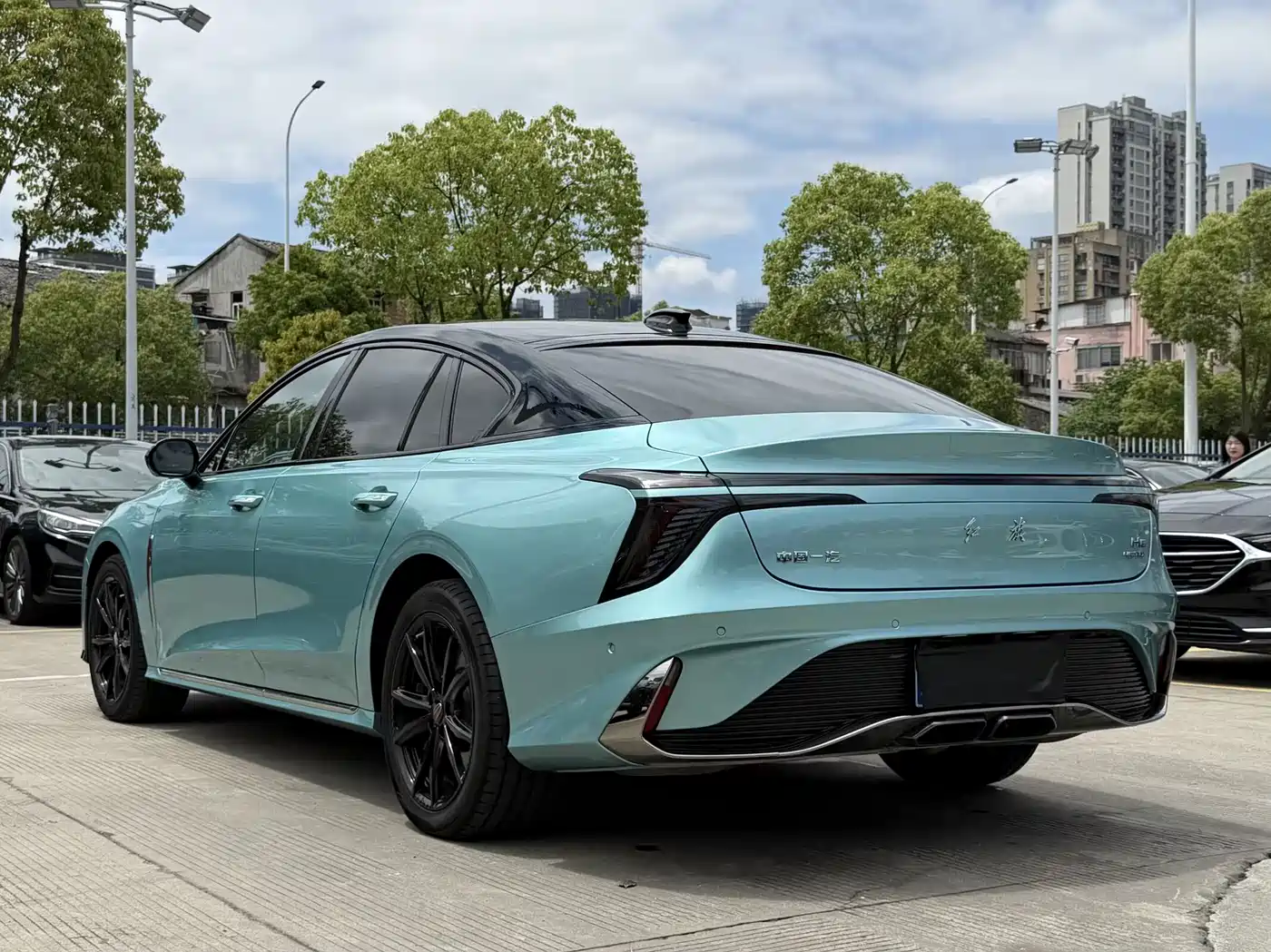 Hongqi H6 2023 2.0T Ultimate Edition фото 4