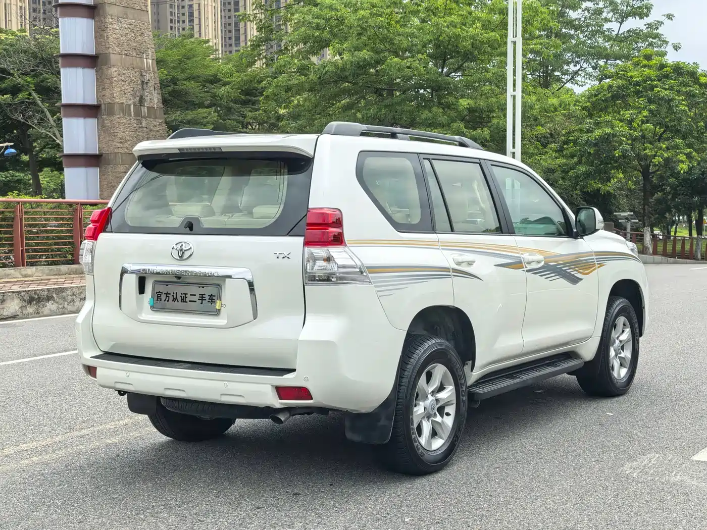 Toyota Prado (Import) 2010 2.7L Auto Luxury фото 18