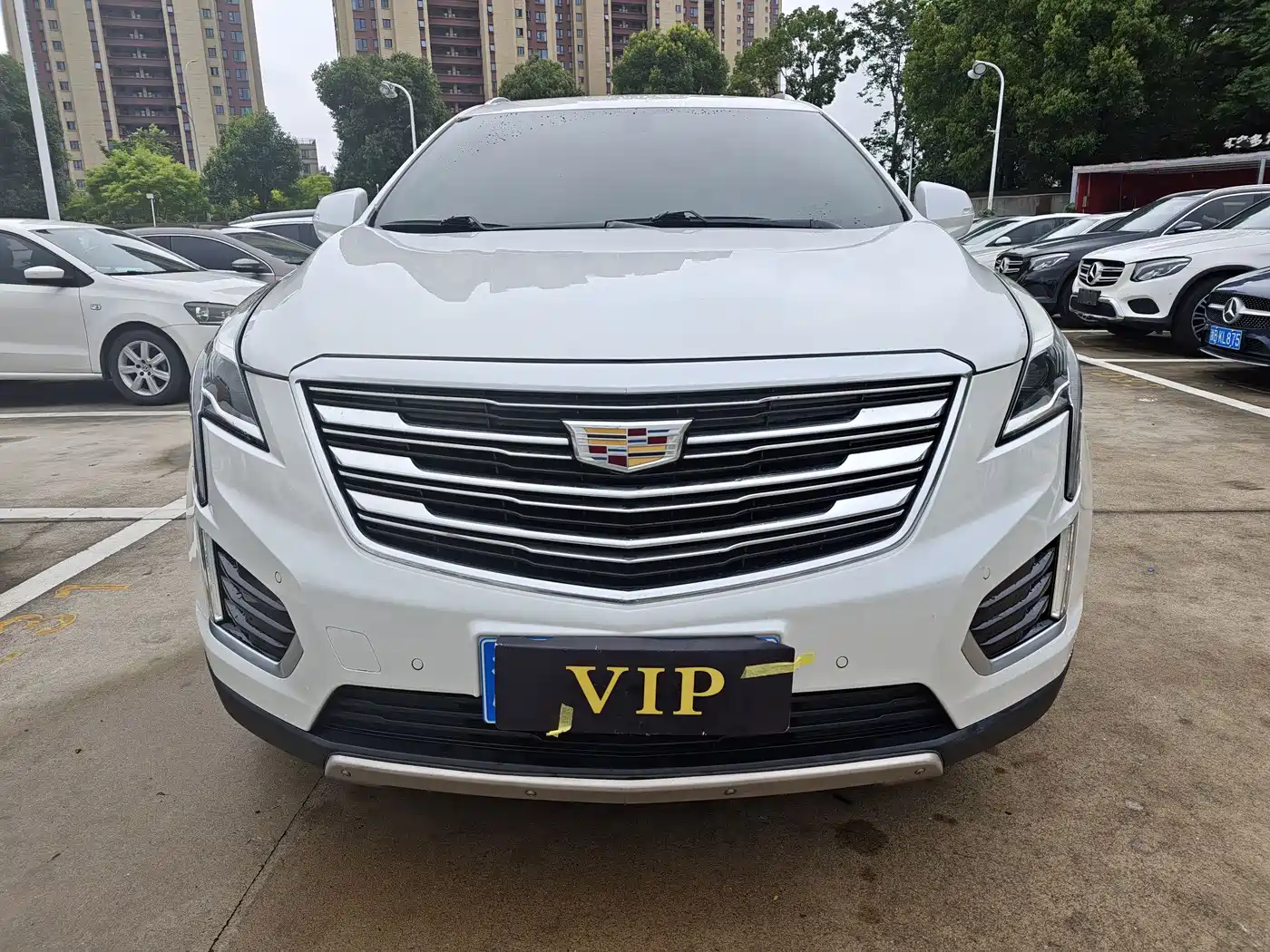 Фото 2 - Cadillac XT5