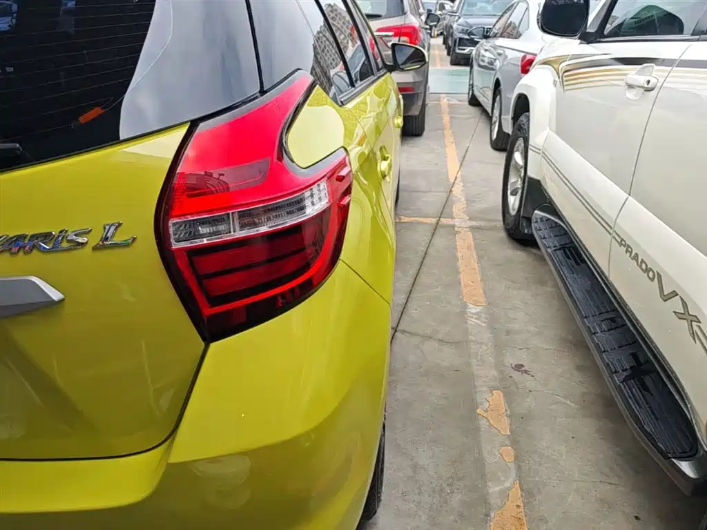 Toyota YARiS L Zhi Xuan 2019 1.5E CVT MeiDong Edition China VI фото 8