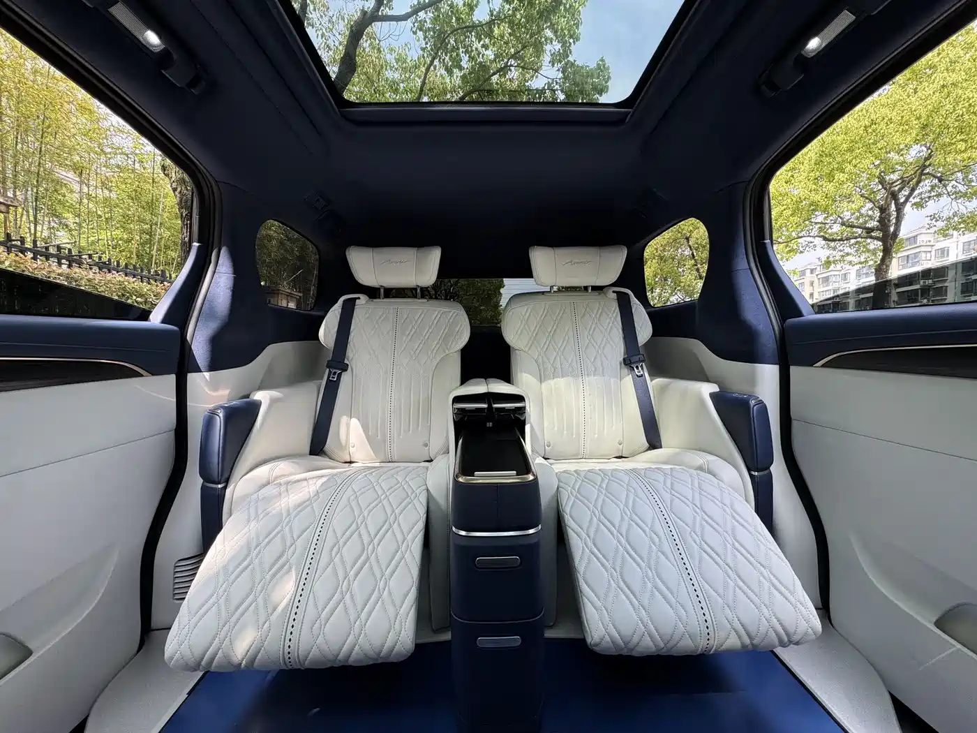 Buick GL8 2020 Avenir Four-Seat Prestige Edition фото 18