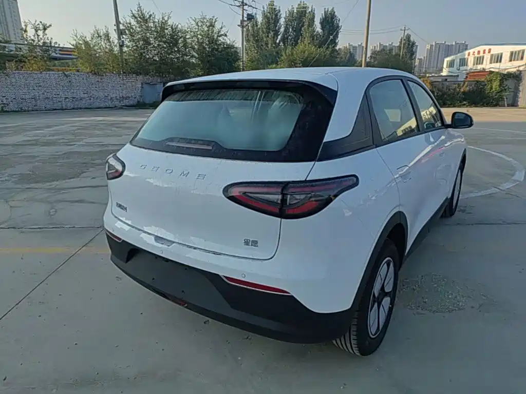 Фото 7 - Geely Galaxy Starry Wish