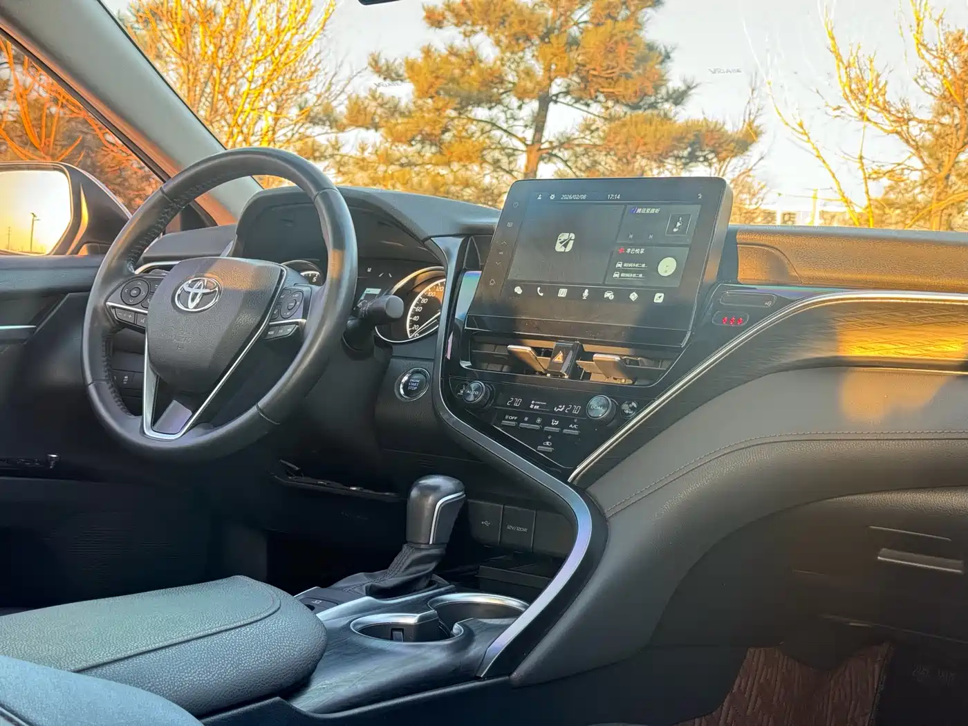 Toyota Camry 2021 2.0G Luxury Edition фото 19