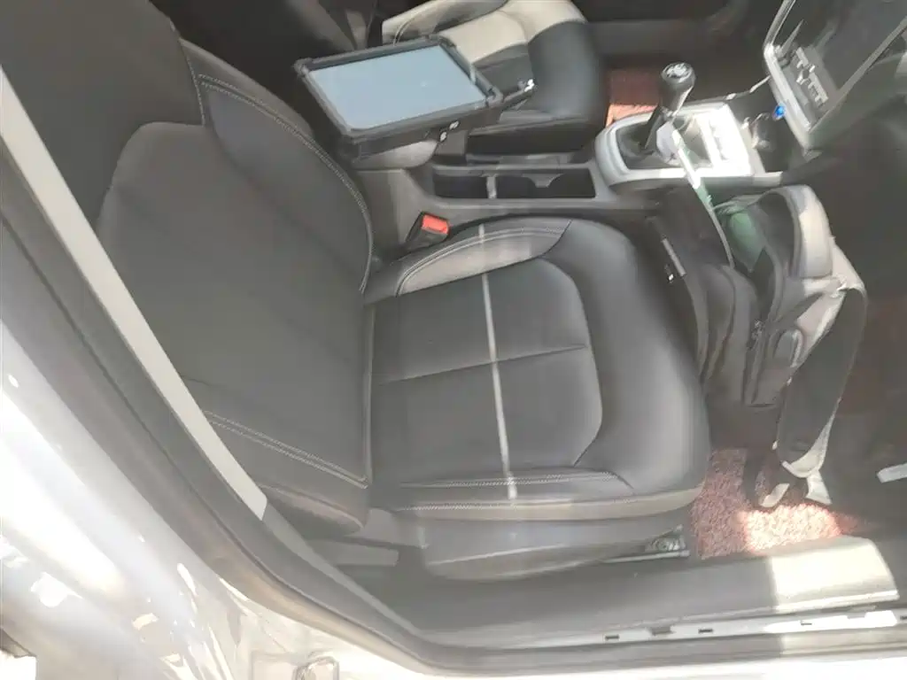 Roewe i6 2019 2020 PLUS 1.6L Manual 4G Connected Glory Flagship Edition