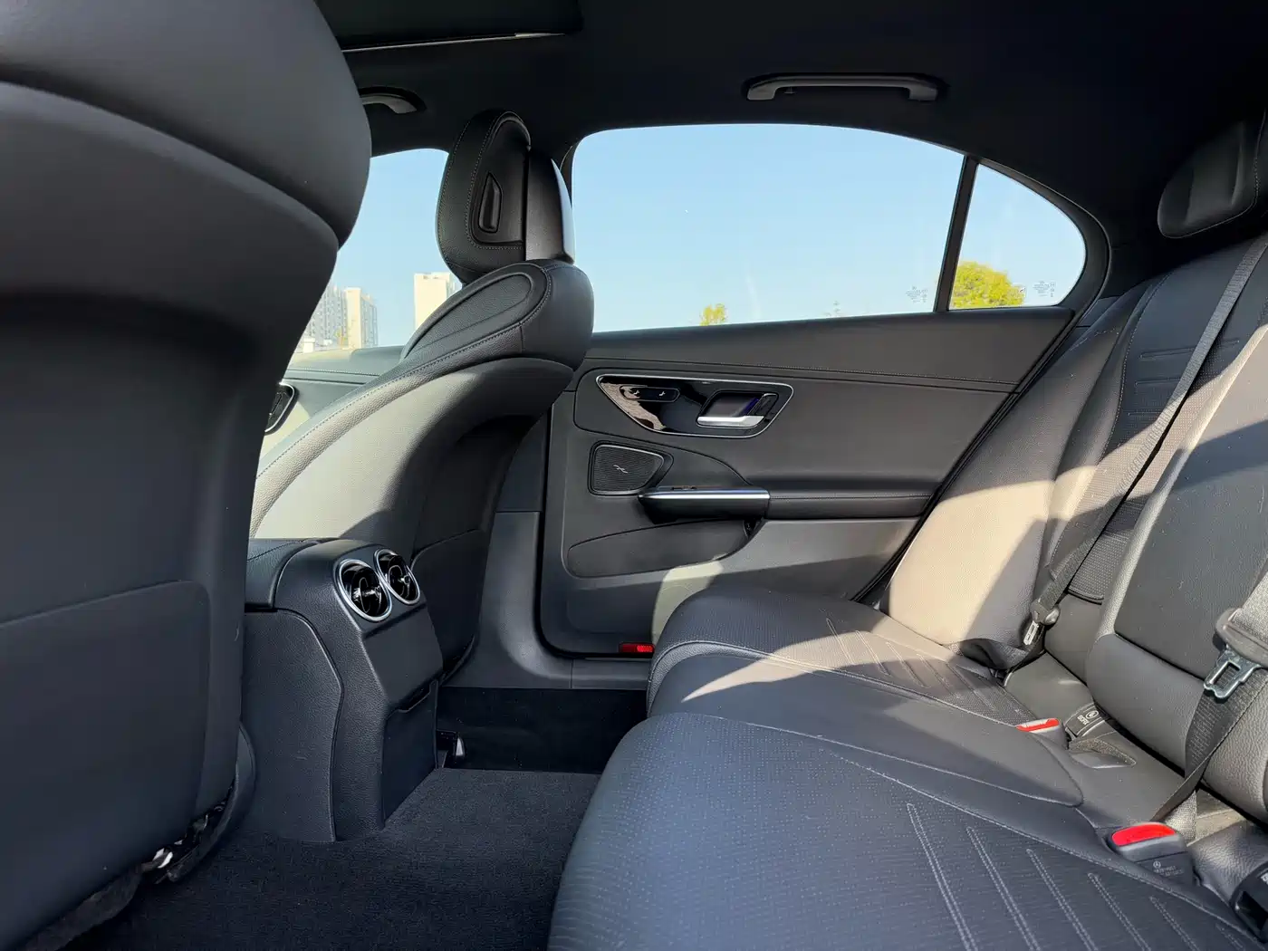 Mercedes-Benz C-Class 2023 C 200 L Sport фото 11