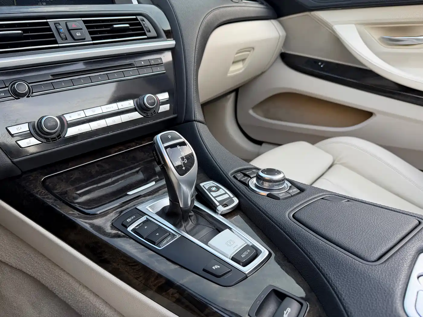 BMW 6 Series 2014 2011 650i Convertible