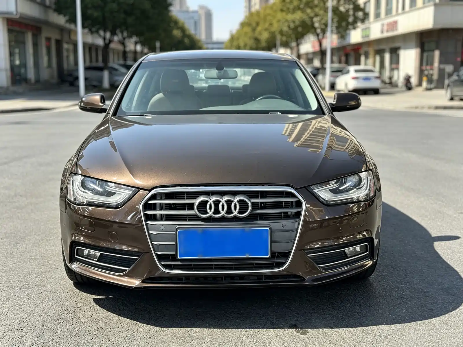 Photo 2 - Audi A4L