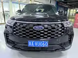 Фото 2 - Ford Explorer