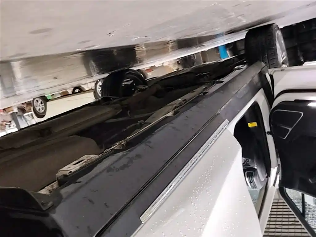 BYD Tang 2018 2.0T Automatic Smart Connection Noble Edition 7-Seater China V фото 21