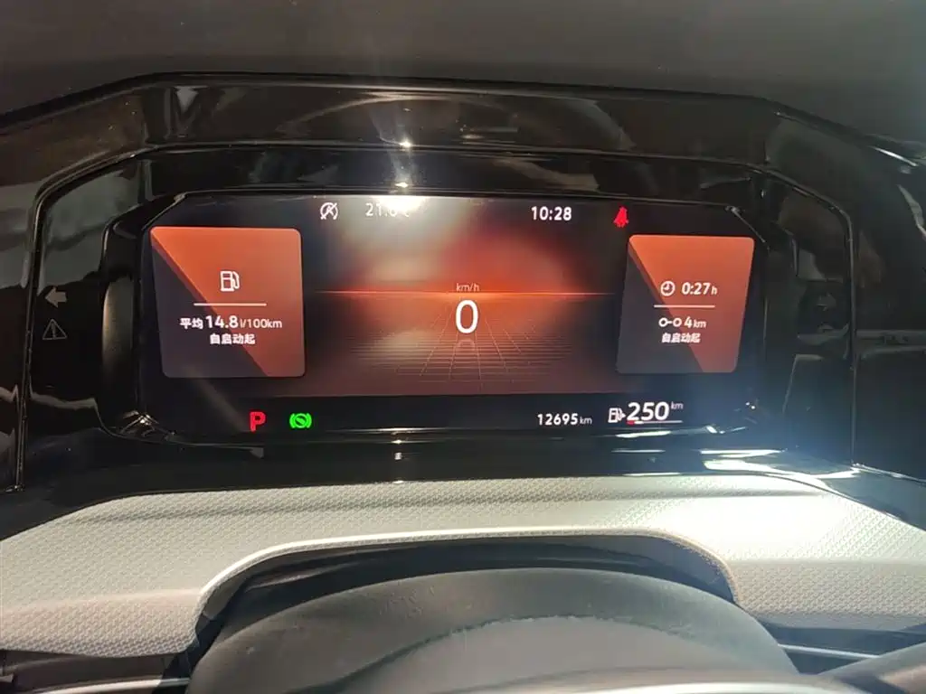 Volkswagen Golf 2023 Facelift 280TSI DSG Pro фото 12