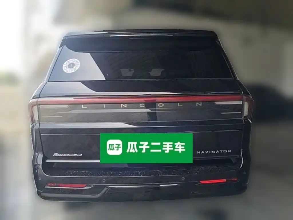 Lincoln Navigator 2025 2025 3.5T Presidential Edition