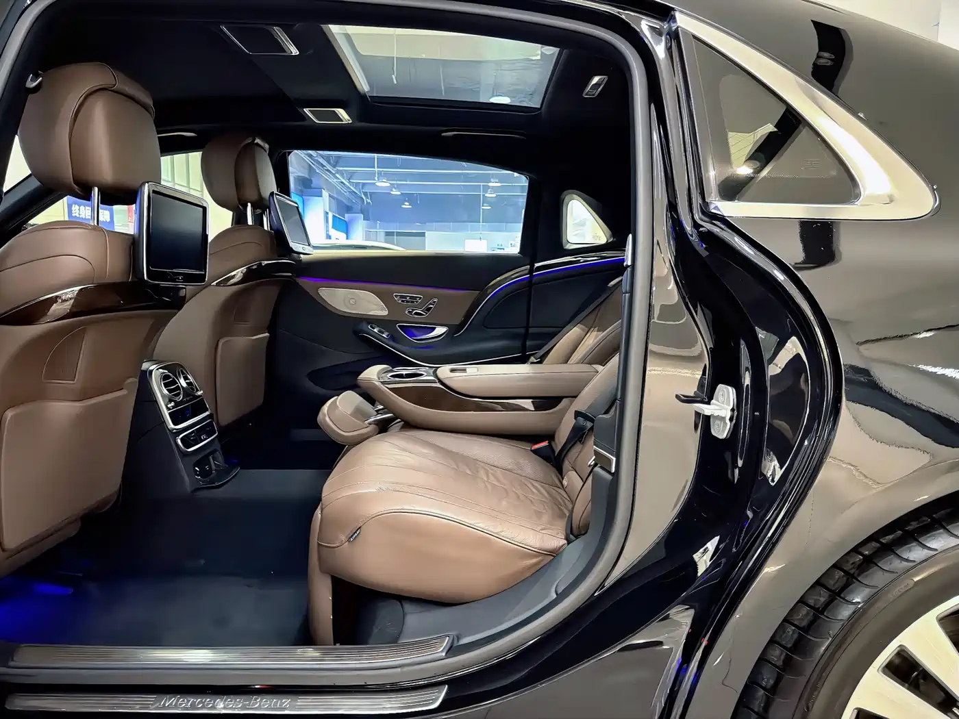 Mercedes-Benz Maybach S-Class 2015 S 400 4MATIC фото 10