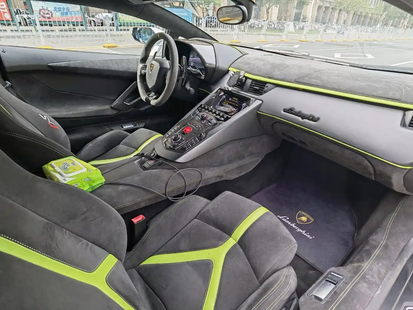 Lamborghini Aventador 2014 2011 LP 700-4