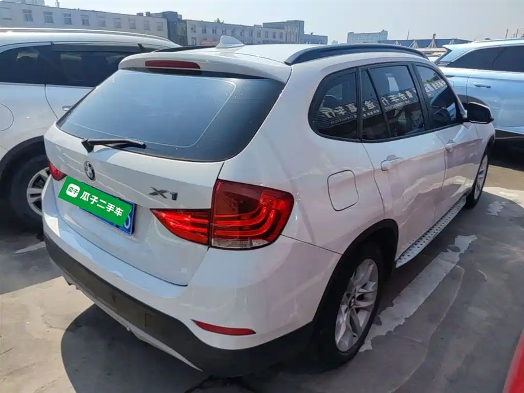 BMW X1 2014 sDrive18i Leading Edition фото 7