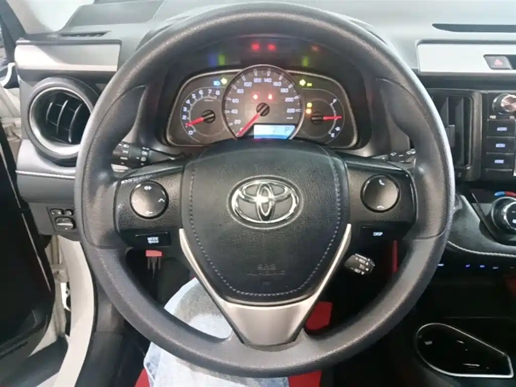 Toyota RAV4 Rongfang 2019 2.0L CVT 2WD Trend Edition China VI фото 11