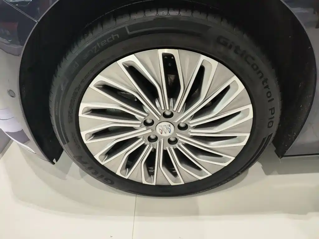 Фото 23 - Buick Zenith Sedan