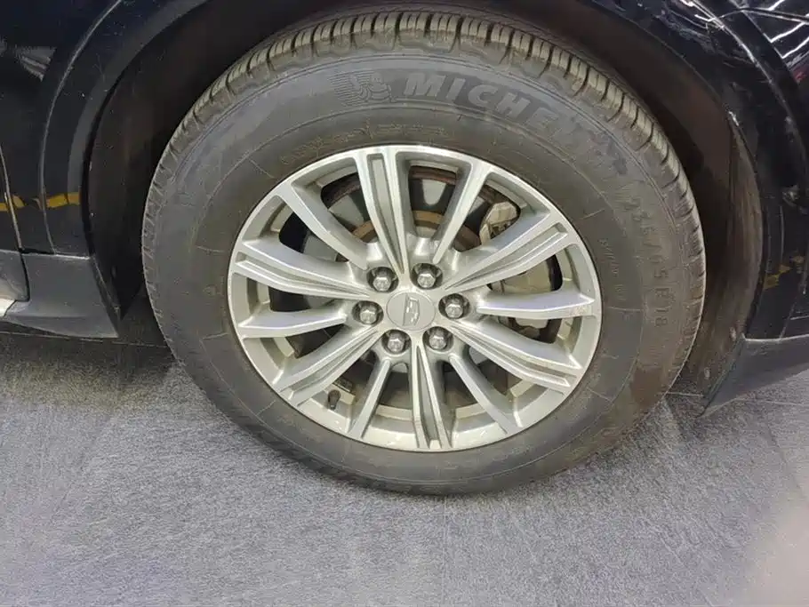 Cadillac XT5 2018 28T 4WD Luxury фото 6