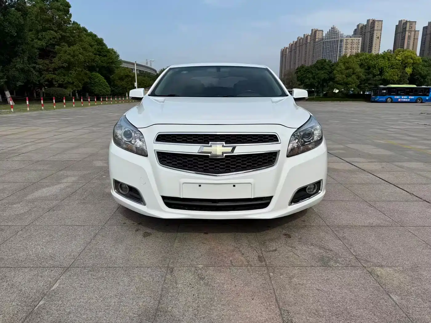 Chevrolet Malibu 2012 2.0L Automatic Comfort Edition фото 2