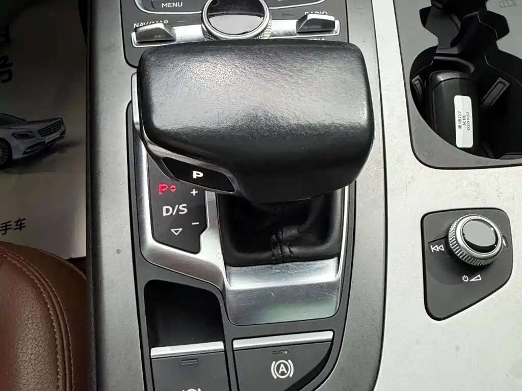 Audi Q7 2018 45 TFSI Technology фото 23