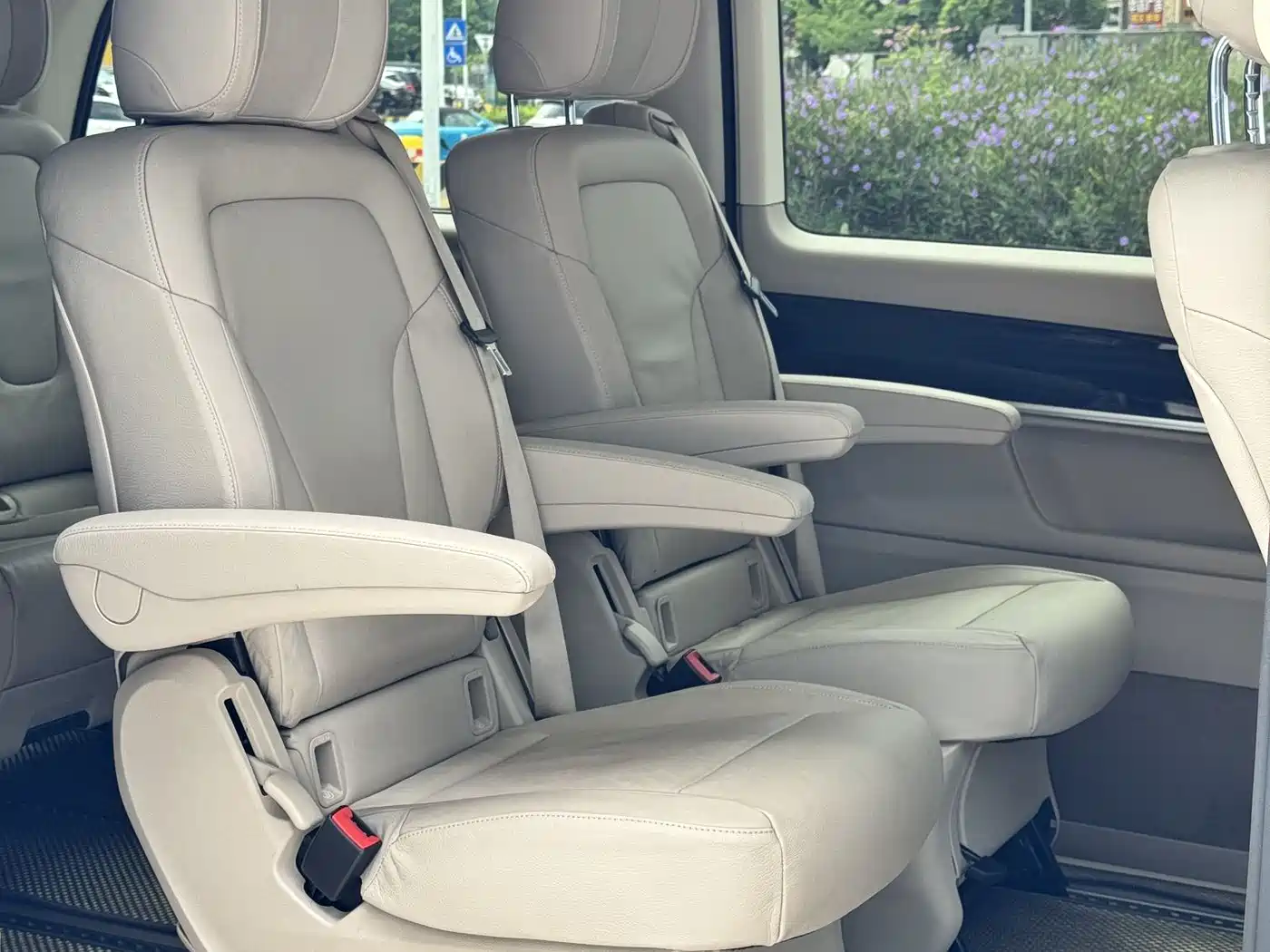 Mercedes-Benz V-Class 2016 V 260 Navigator фото 7
