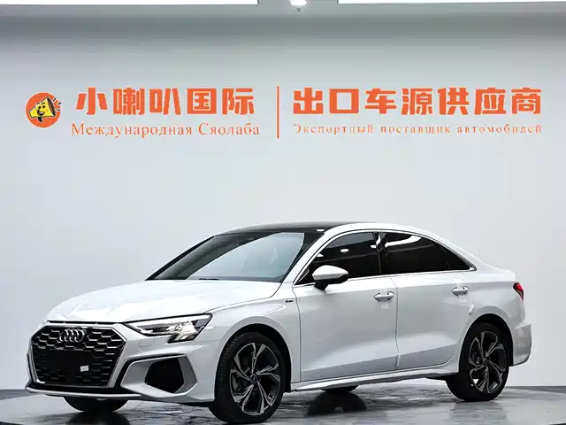 Audi A3 2023 Facelift A3L Limousine 35 TFSI Luxury Sport — фото 1