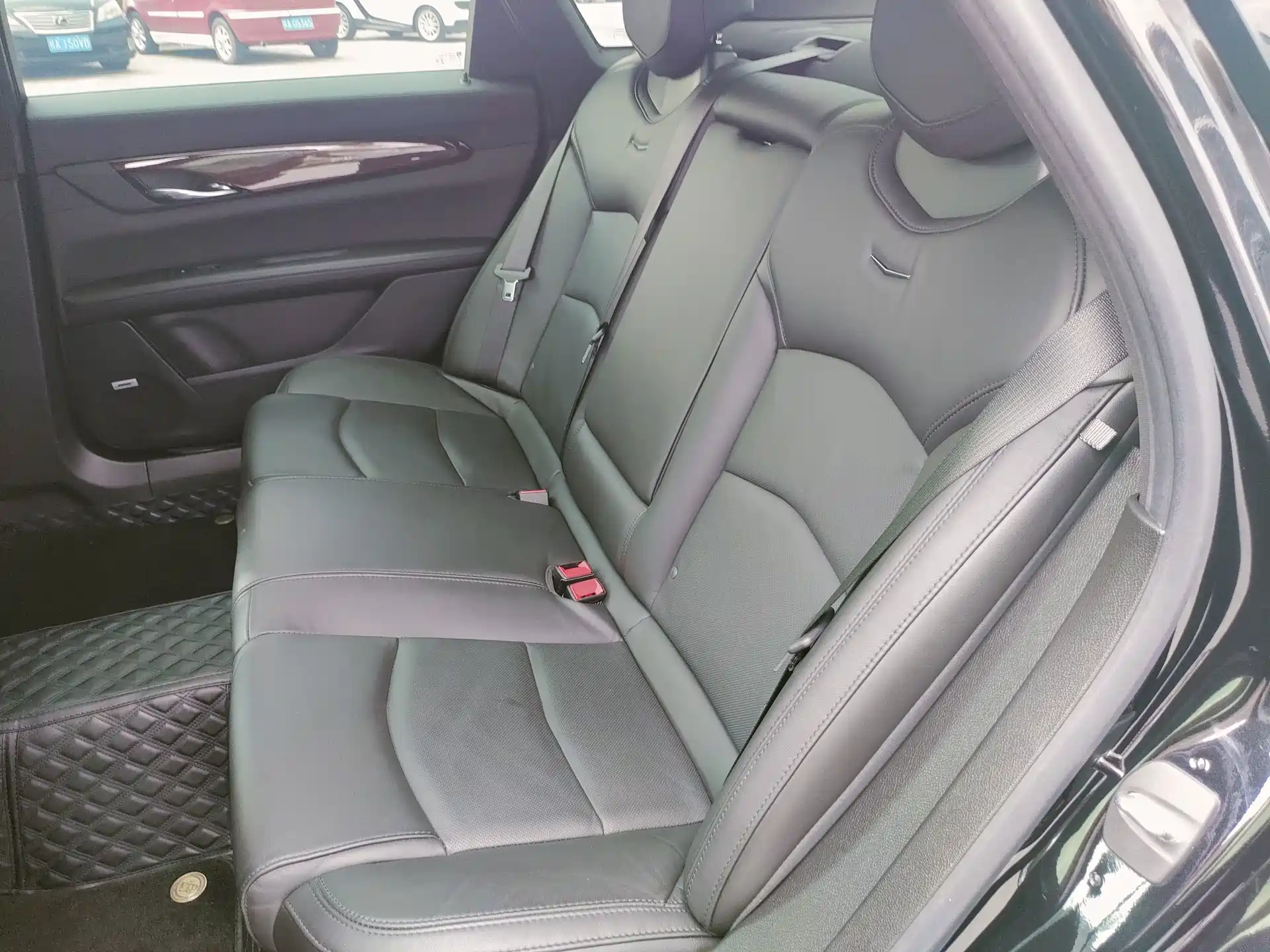 Фото 21 - Cadillac CT6