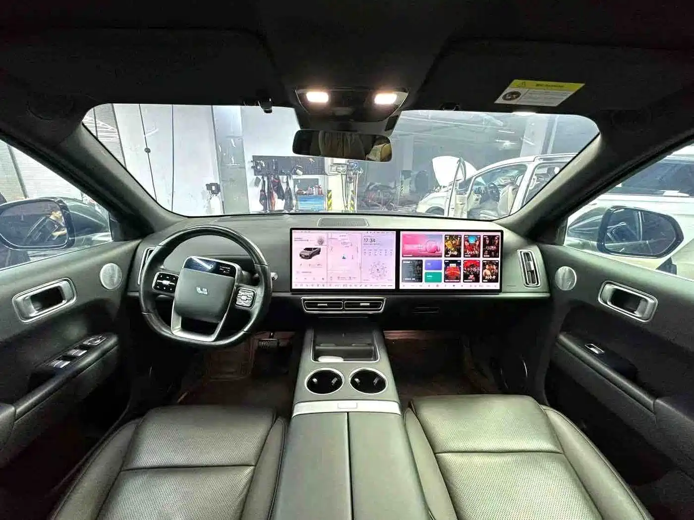 Photo 2 - Li Auto Li L8