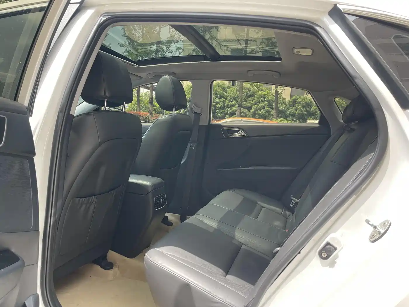 Hyundai Mistra 2014 1.8L Auto Smart GLS фото 6
