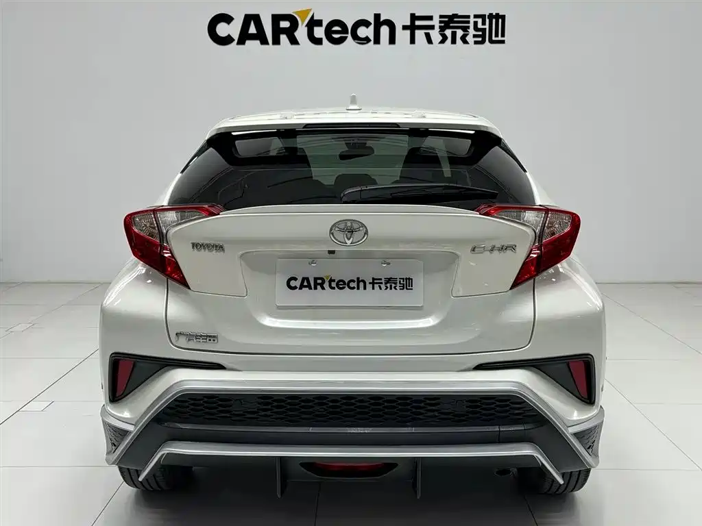 Toyota C-HR 2018 2.0L Cool Run Leader Edition China V фото 11