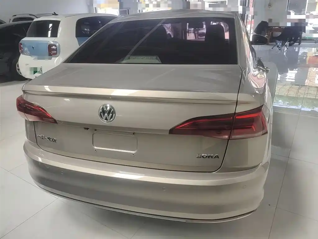 Volkswagen Bora 2019 1.5L Automatic Comfort Type фото 6