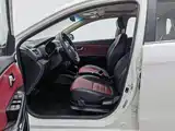 Photo 10 - Kia K2