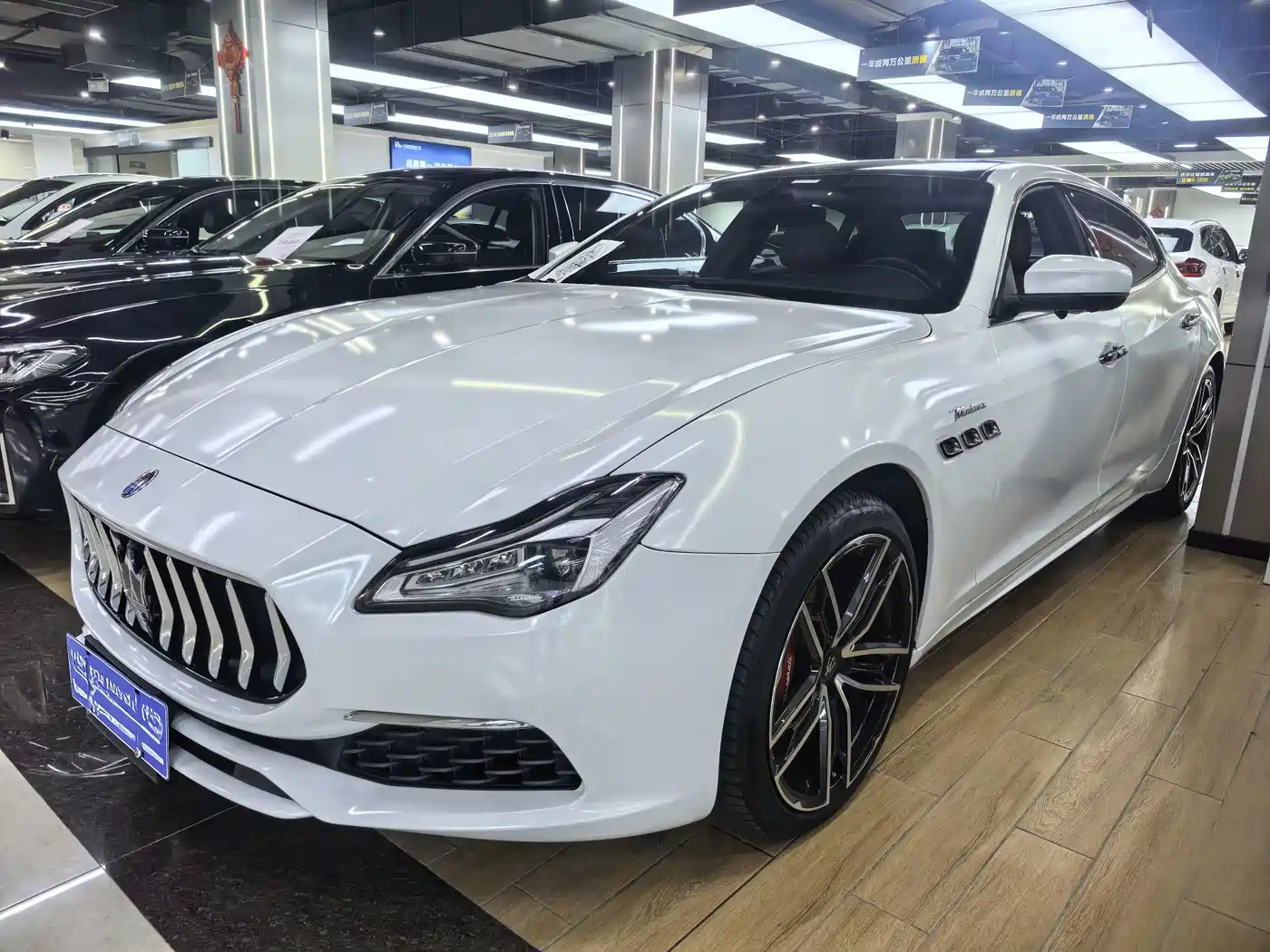 Maserati Quattroporte 2015 — пригон из Китая