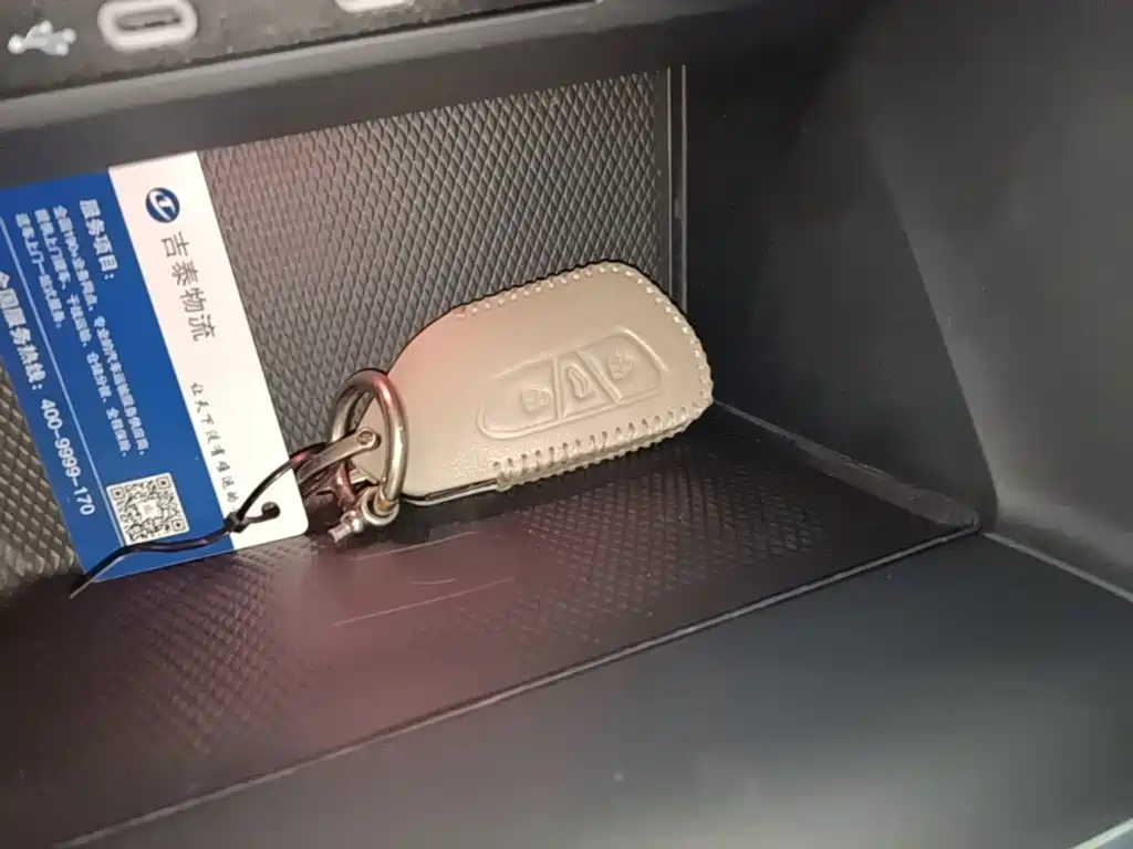 Фото 9 - Volkswagen Golf