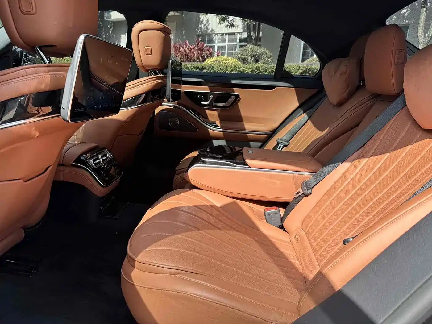 Mercedes-Benz S-Class 2023 Model S 400 L Luxury Edition фото 8