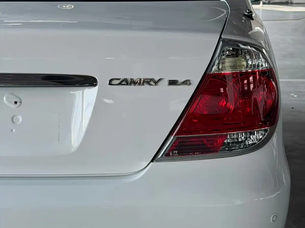 Toyota фото 6