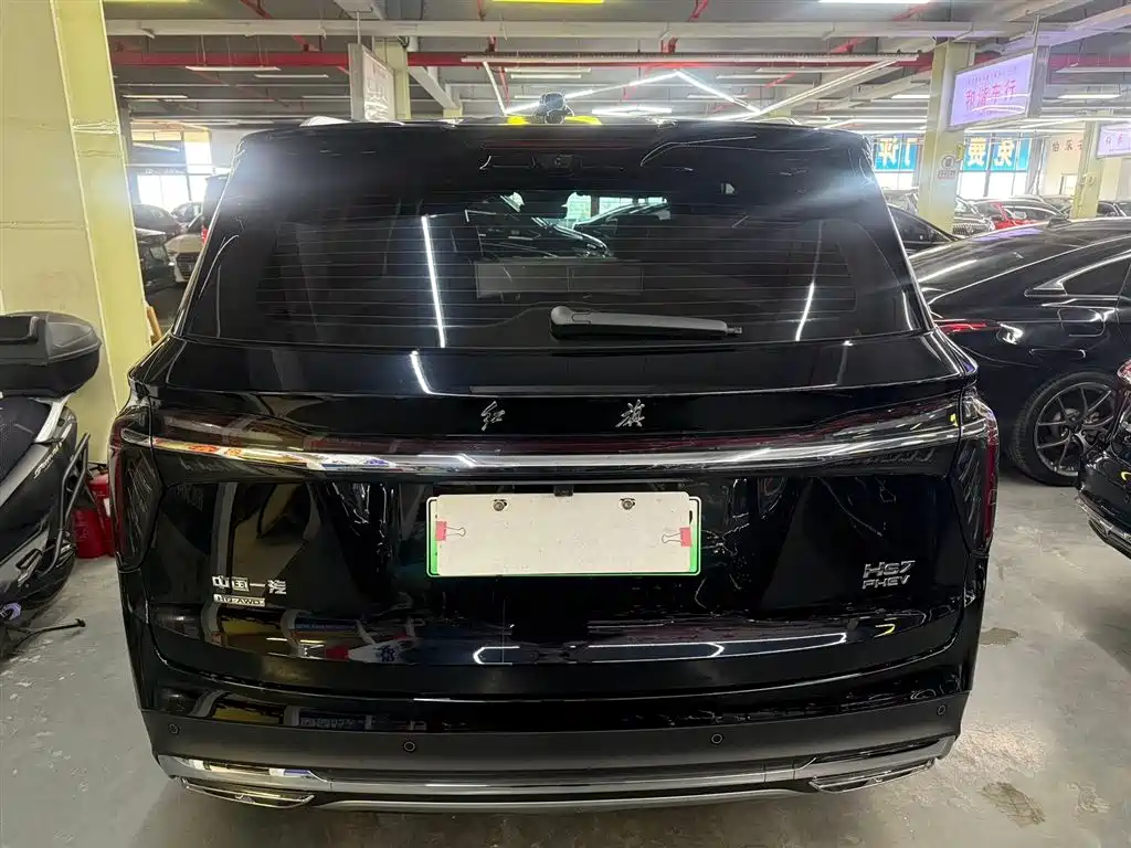 Hongqi HS7 PHEV 2024 2.0T PHEV 4WD Flagship Edition 6-seater фото 4