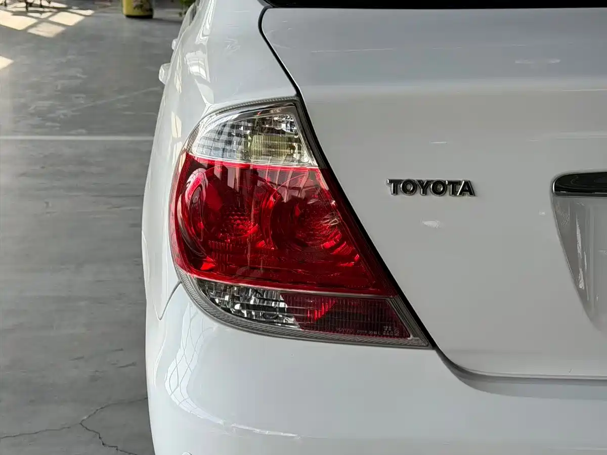 Toyota фото 5