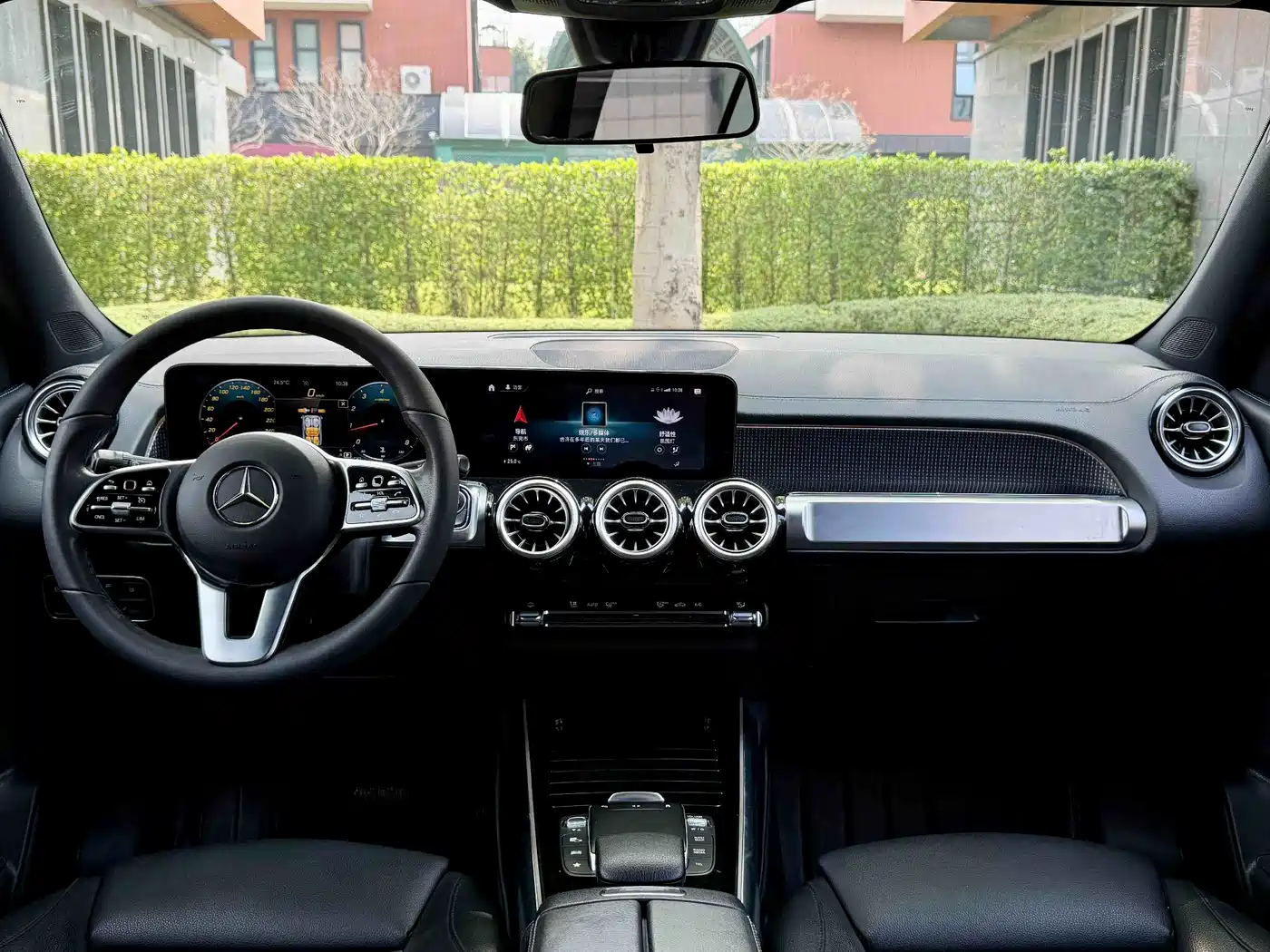 Mercedes-Benz GLB 2022 Model GLB 200 Fashion Edition фото 19