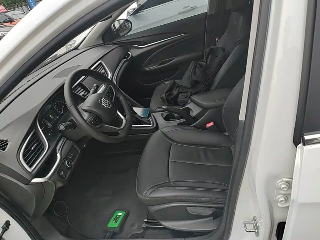 Фото 15 - Buick Excelle