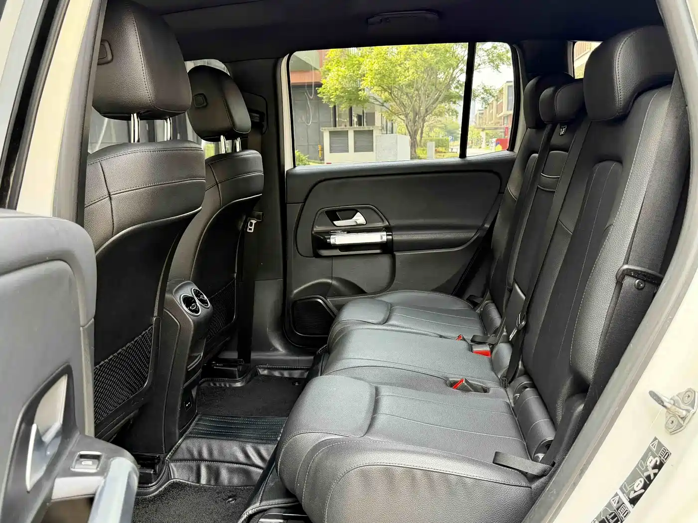 Mercedes-Benz GLB 2022 Model GLB 200 Fashion Edition фото 6