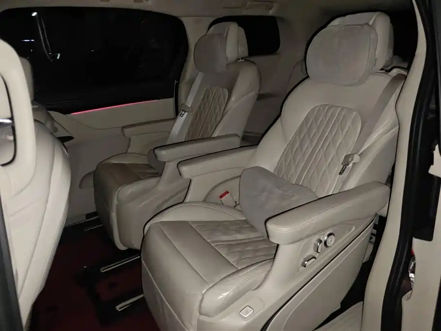 Buick GL8 2020 Avenir Seven-Seat Premium Edition фото 11
