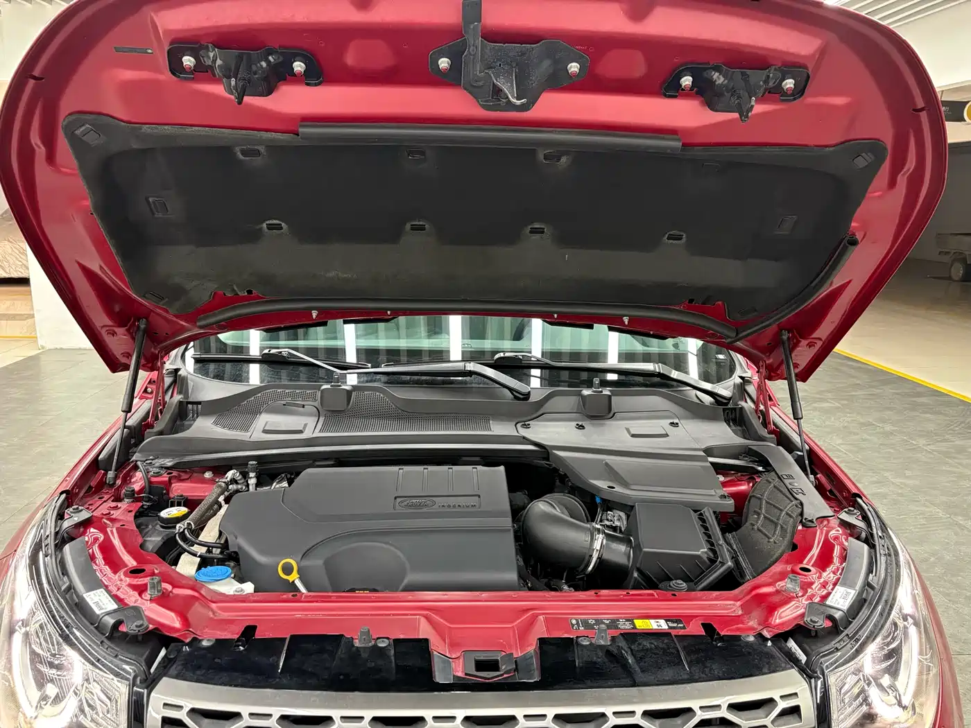 Land Rover Discovery Sport 2018 240PS SE Edition фото 20