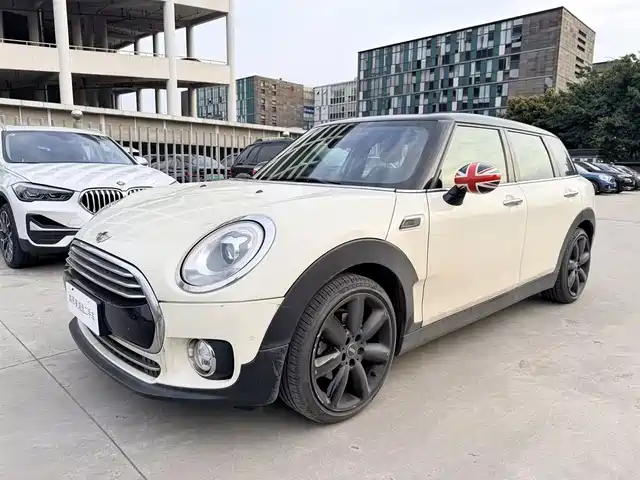 MINI CLUBMAN