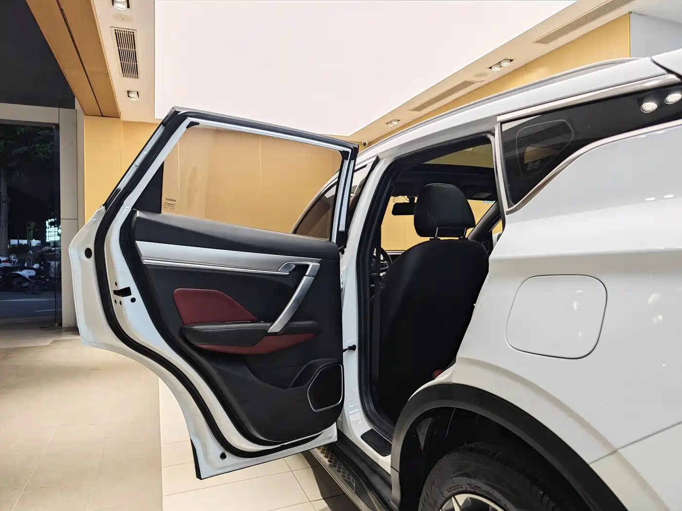 GEELY BINYUE